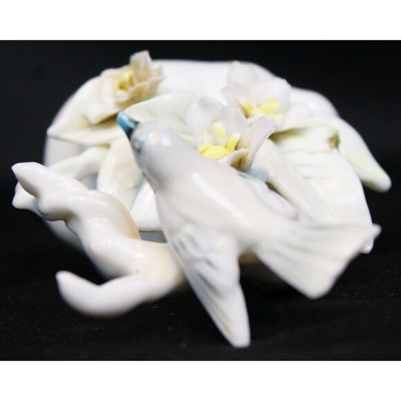 Lenwile Bone China Oriole Small Figurine Blue Jay Flowers Spring Nature Glossy - Picture 7 of 8